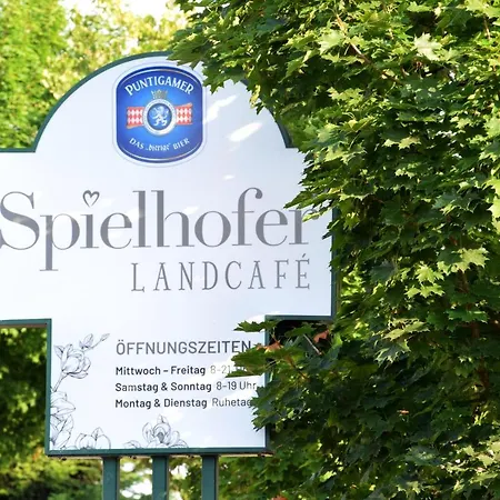 ベッド・アンド・ブレックファスト Landcafe Spielhofer *